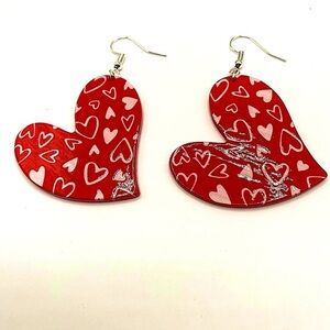NWT - Red Heart w/ White Hearts Artistic Style Acrylic Dangle Earrings Set